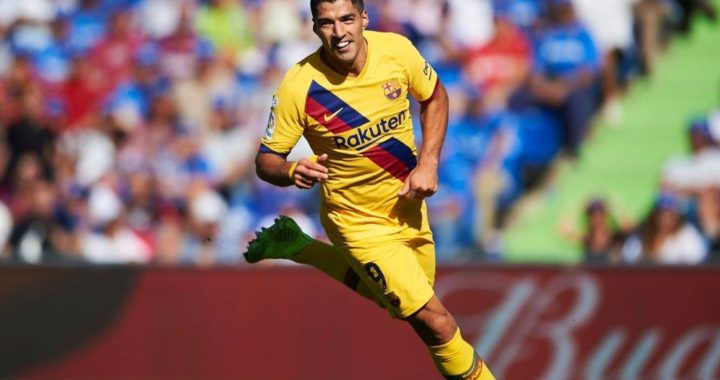 Suarez marked the first goal in Barcelona first win away since April