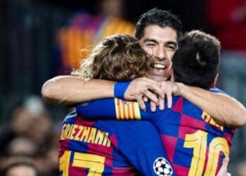 Barcelona wins against BVB to secure first place in the group