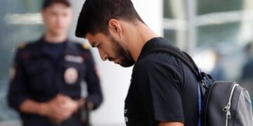 Luis Suarez OUT for 4 months