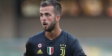 signing pjanic makes sense?
