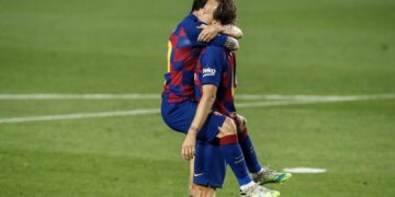Rakitic and Messi during the FC Barcelona vs Bilbao match