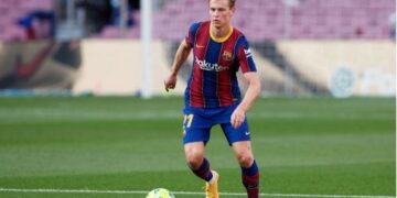 Frenkie De Jong vs betis