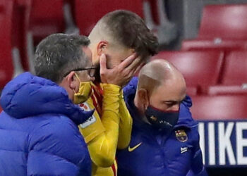 Injury Alert : Pique and Sergi Roberto out for a long time