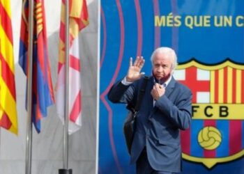Opinion : Carlos Tusquets is the one to blame for postponing the elctions