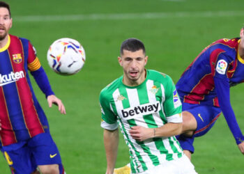 Trincao and Messi lead as Barcelona beat Betis