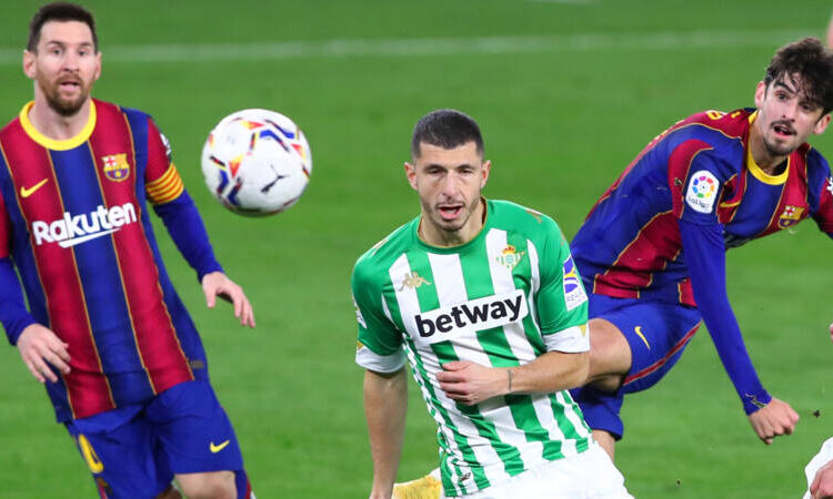 Trincao and Messi lead as Barcelona beat Betis