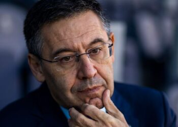 Barcelona in turmoil as ex-president Bartomeu is arrested.