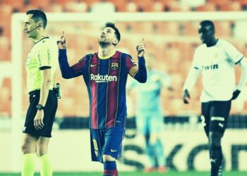 Focus Time : Leo Messi vs Valencia (2-3)
