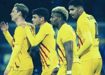 Postmatch : FC Barcelona Masterclass vs Napoli (2-4)
