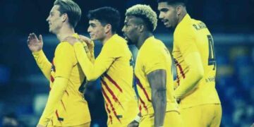 Postmatch : FC Barcelona Masterclass vs Napoli (2-4)