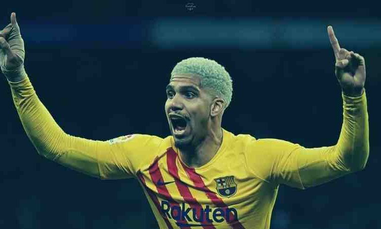 Araujo finally signs the contract extention