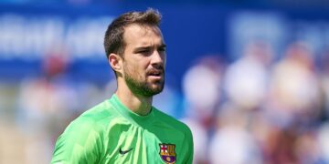 Barcelona B goalkeeper Lazar Carević leaves for FK Vojvodina 