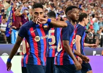 Raphinha to take free kicks for Barça next season?