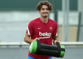 The club extends Collado until 2024 : Will leave on loan?