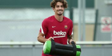 The club extends Collado until 2024 : Will leave on loan?