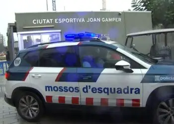 Robert Lewandowski robbed on arrival at Ciutat Esportiva