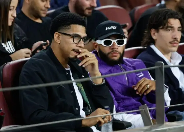 Injury Status: Bellerin, Christensen, Araujo and Memphis