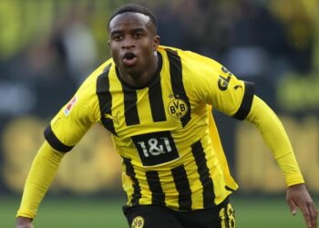 Moukoko closer to stay in Germany