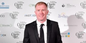Paul Scholes is looking for Barça vs Man Utd