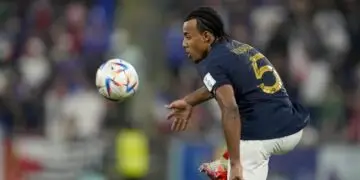 Koundé feels “good on the right side”