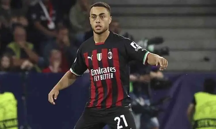 The future of Sergiño Dest is in the air