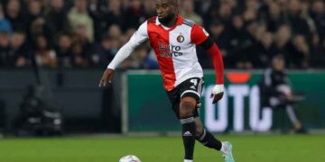 FC Barcelona Pursues Young Right-Back Options