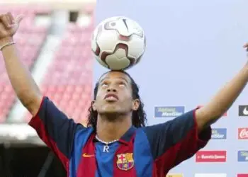 On This Day 20 Years Ago : Ronaldinho Signed for Barça