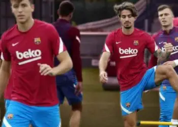 Barca to say goodbye to two La Masia jewels Nico and Collado