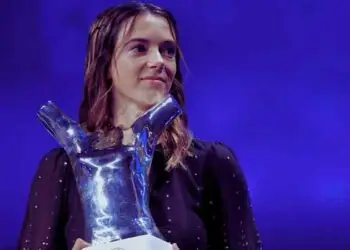 Aitana Bonmatí : Champion on and off the Field