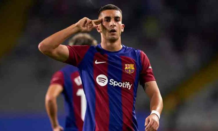 Ferran Torres Shuts Down Winter Transfer Speculations