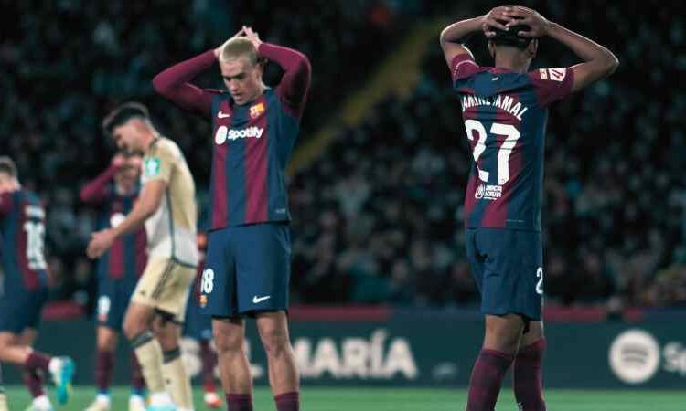 Match Review : FC Barcelona vs Granada (3-3)