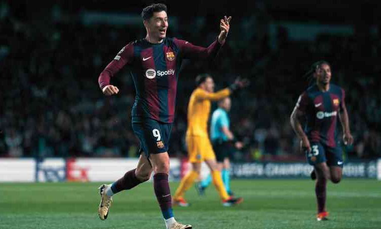 Match Review : FC Barcelona vs Napoli (3-1)