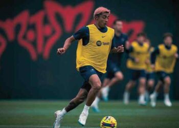 The Decision of Barcelona on Julián Araújo : Will He Stay or Go?
