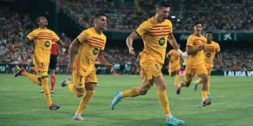 Match Review : Valencia vs Barcelona (1-2)