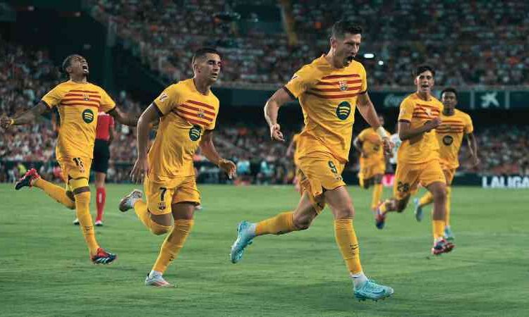 Match Review : Valencia vs Barcelona (1-2)