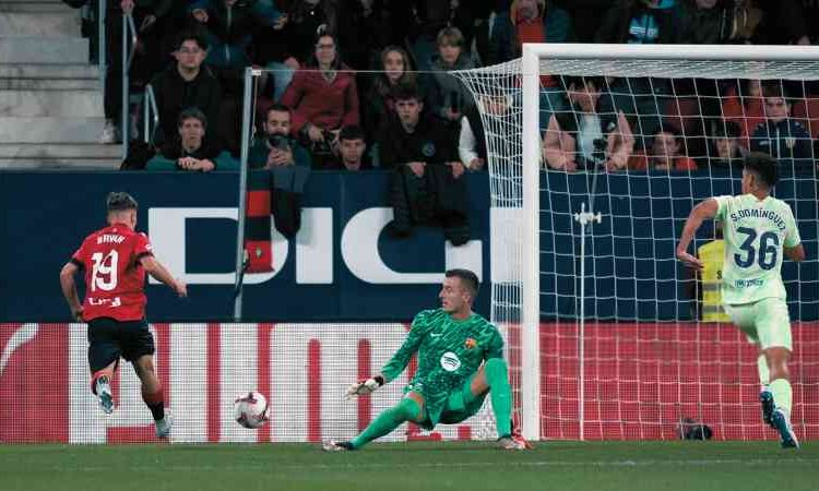 Match Review : Osasuna vs Barcelona (4-2)