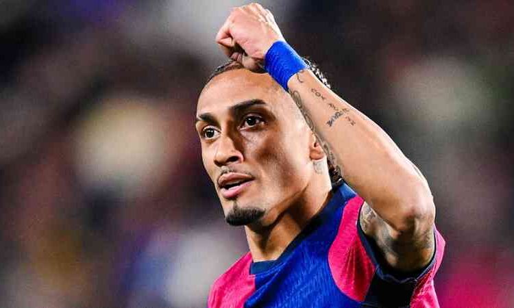 Match Review : Valladolid vs Barcelona (1-2)