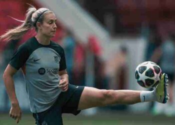 Alexia Continues to Collect Awards in the Race for the Ballon d’Or