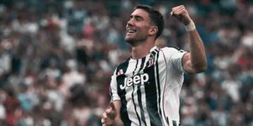 Vlahovic Back on Barcelona’s Radar to Replace Lewandowski