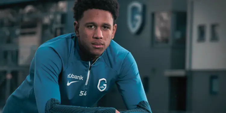 Juwensley Onstein : Barça Eye the Defender of the Future: Deal Reportedly Close