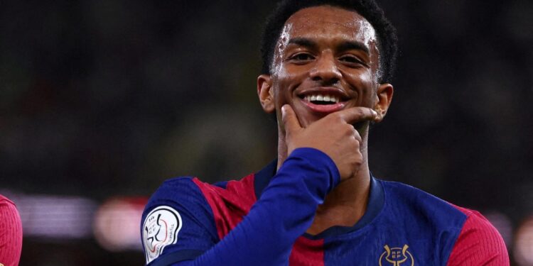 Fabrizio Romano reveals more details about the Manchester United links with Balde