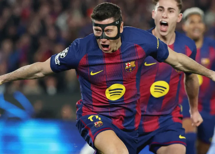 Lewandowski receives an offer he may struggle to refuse