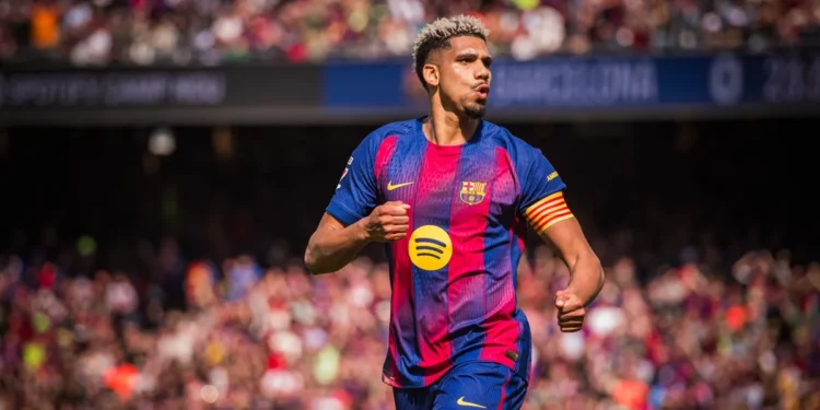 A Premier League giant are pushing hard for Ronald Araújo