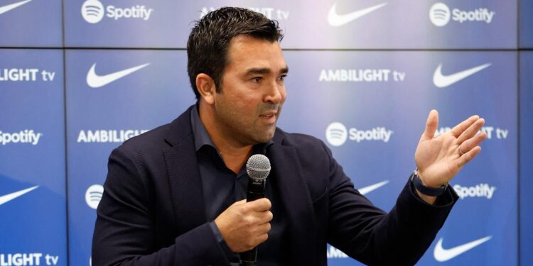 Deco activates the move for a new full-back at Barça: an unexpected opportunity