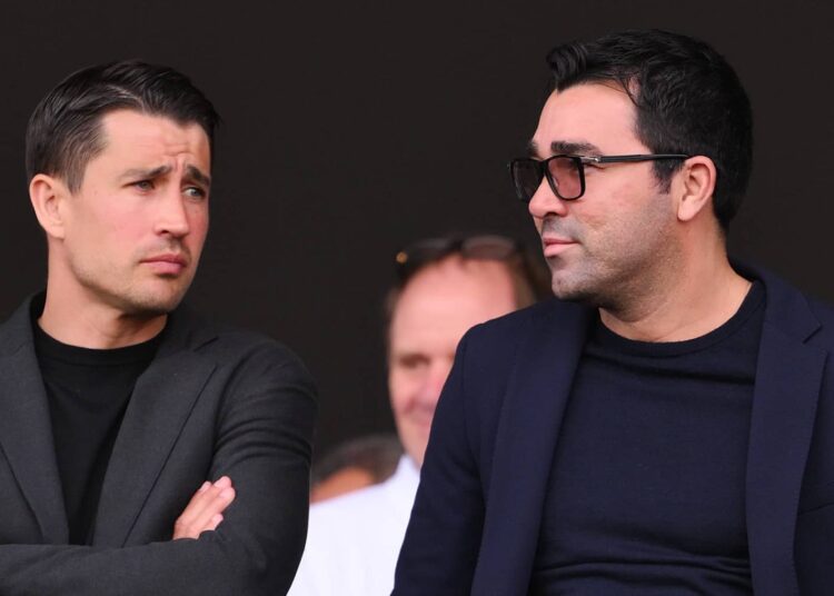 Deco does not lose sight of the Premier League revelation center-back