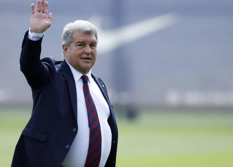 Joan Laporta responds on whether he will change the statutes to remain Barça president