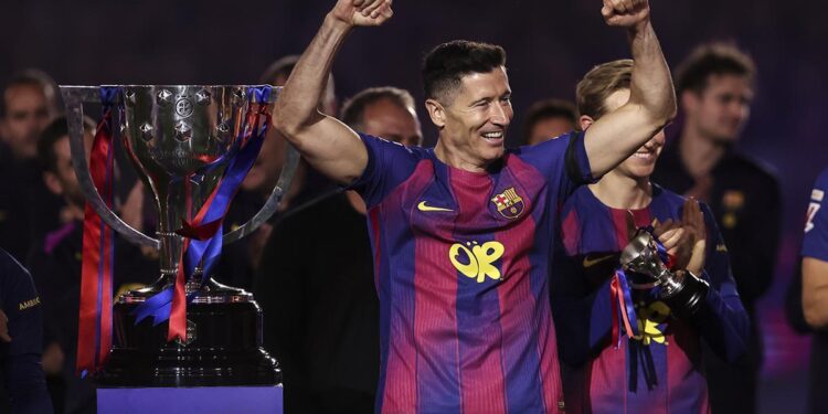Barça already have a new favourite to replace Lewandowski