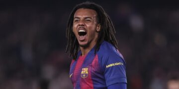 Flick’s decision with Koundé shakes Barça