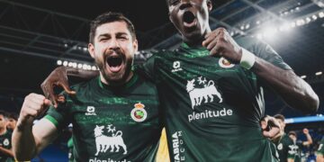 Racing Santander want to sign the player and Barça already have a difficult decision
