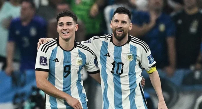 Messi enters the Julián Álvarez signing